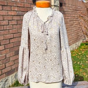 Blu Pepper neutral leopard print flowy top
